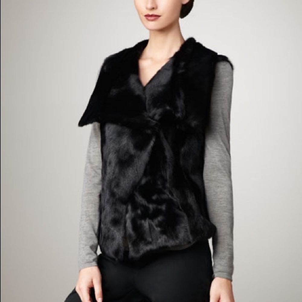 Pologeorgis Black Spread-Collar Goat Vest Size M/L